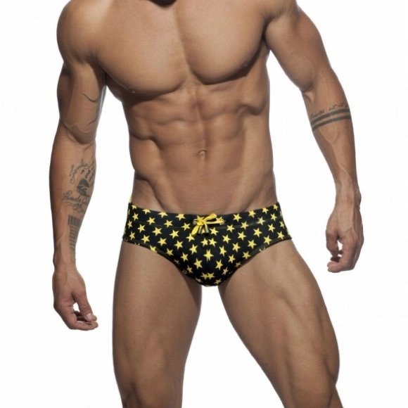 Mens Quick-drying Stars-n-Strip Print Bathing Suit - Picture 2 of 4